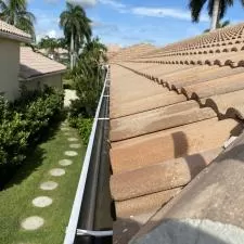 Gutter Cleaning in Boynton Beach, Florida 3